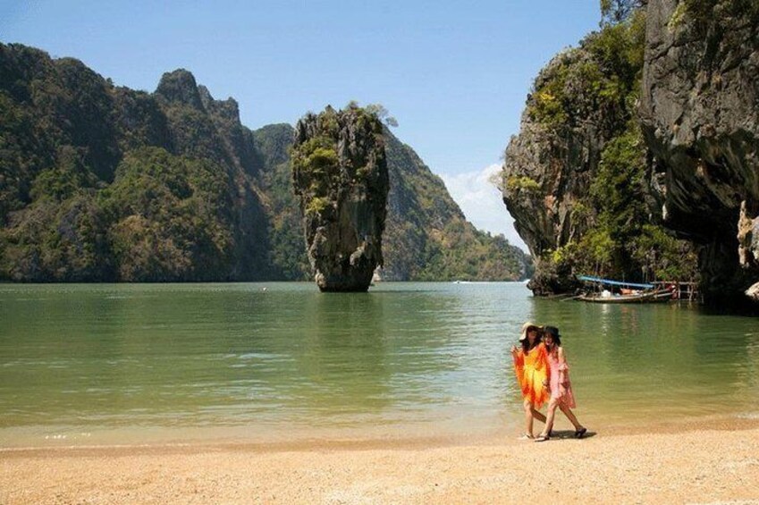 James Bond Island, Panak & Hong Island Trip + 1 Canoeing By Big Boat From Phuket