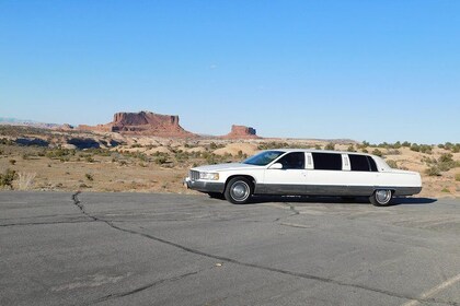Mighty 5 National Parks 5-Day Limousine Road Based Tour from Salt Lake City