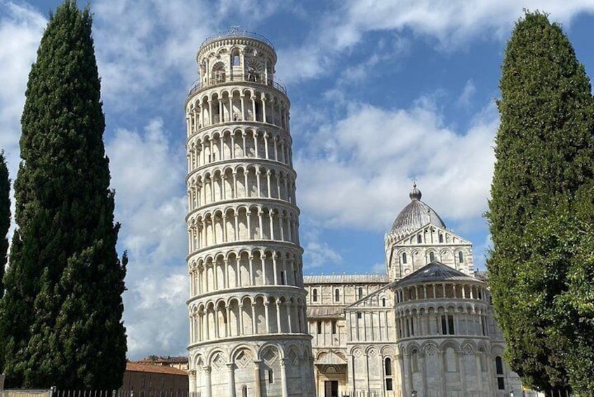 Pisa Full Day plus Wine Tasting from Livorno Port