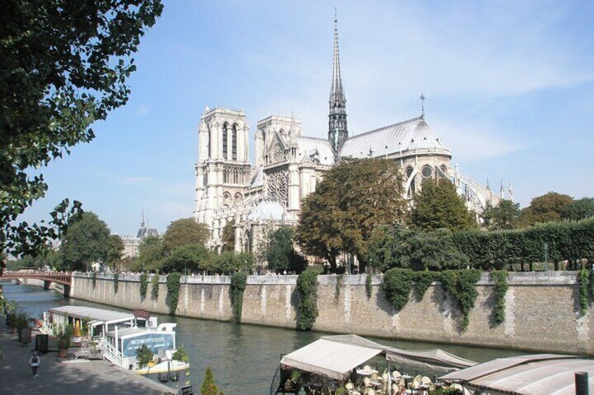 Ste Chapelle & Conciergerie Private Guided Tour with Tickets