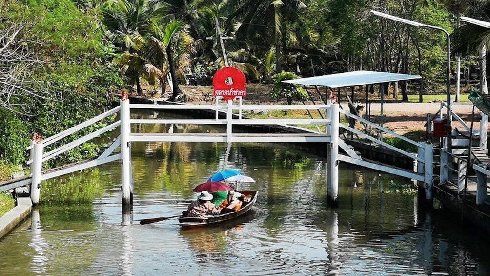 Sites in Samut Songkhram & Kanchanaburi provinces  