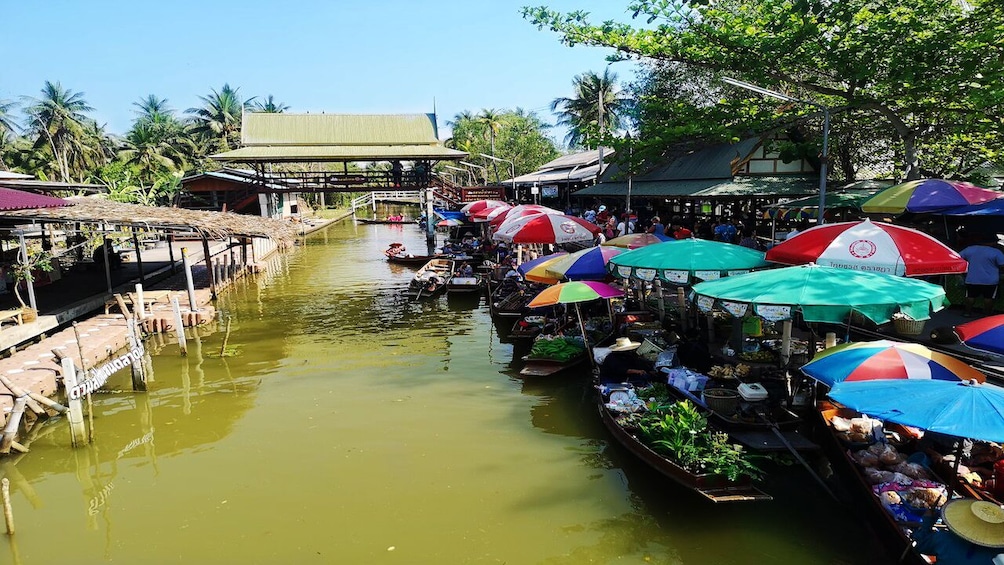 Sites in Samut Songkhram & Kanchanaburi provinces  