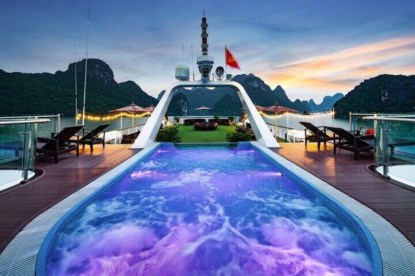 2 Day Halong Bay Sightseeing Luxury Tour with Dora Cruise