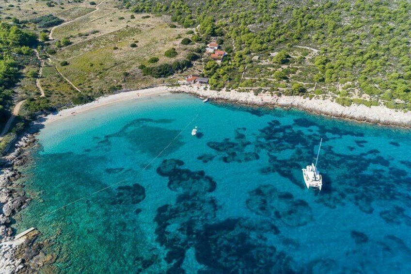 5 islands private boat tour:Blue Cave,Hvar&Pakleni islands