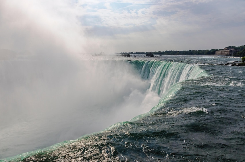 Niagara Canadian Illumination Tour from Niagara Falls NY