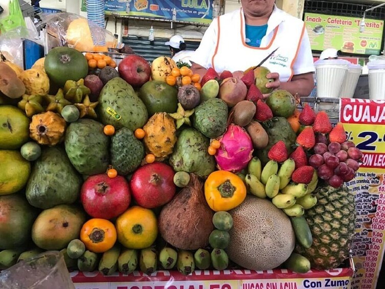 San Camilo Market Tour