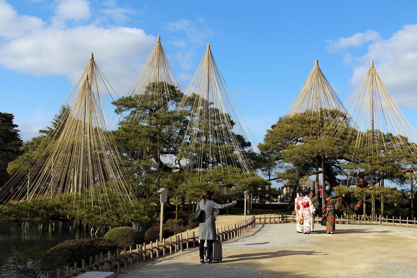 Private & Personalized: Half Day in Kanazawa with a Local