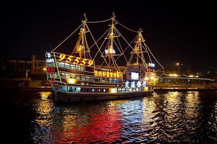 Shanghai Private Night Sightseeing Exploration Tour
