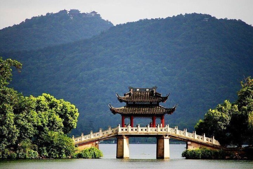 Hangzhou Private Day Trip by Limo from Shanghai