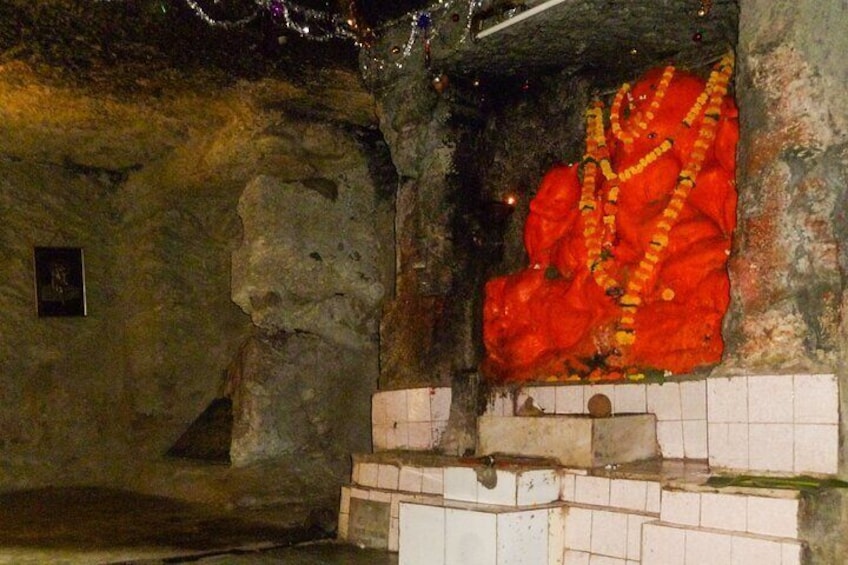 Mumbai sightseeing with Jogeshwari Caves