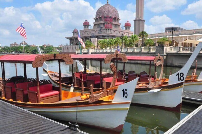 Cruise Tasik Putrajaya Admission Ticket