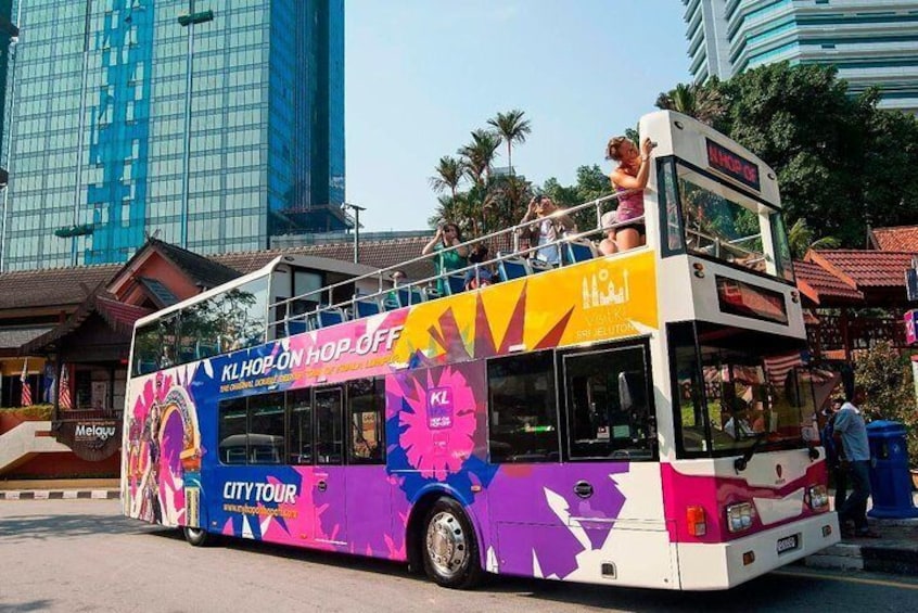 KL Hop-On Hop-Off Sightseeing Bus Pass (24/48 Hours)
