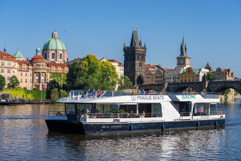 Prague Hop-On Hop-Off Bus & Optional Boat Tour  