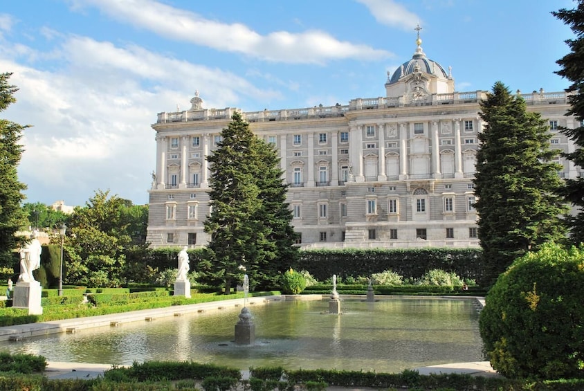 El Prado Museum and Madrid Royal Palace (including tickets)