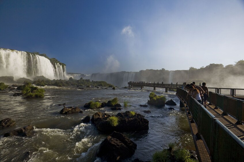 Iguassu Falls Full-Day Tour: Brazil & Argentina sides