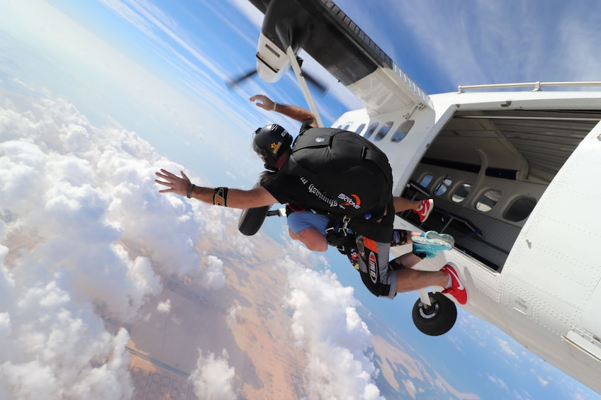 Skydive Abu Dhabi - Tandem