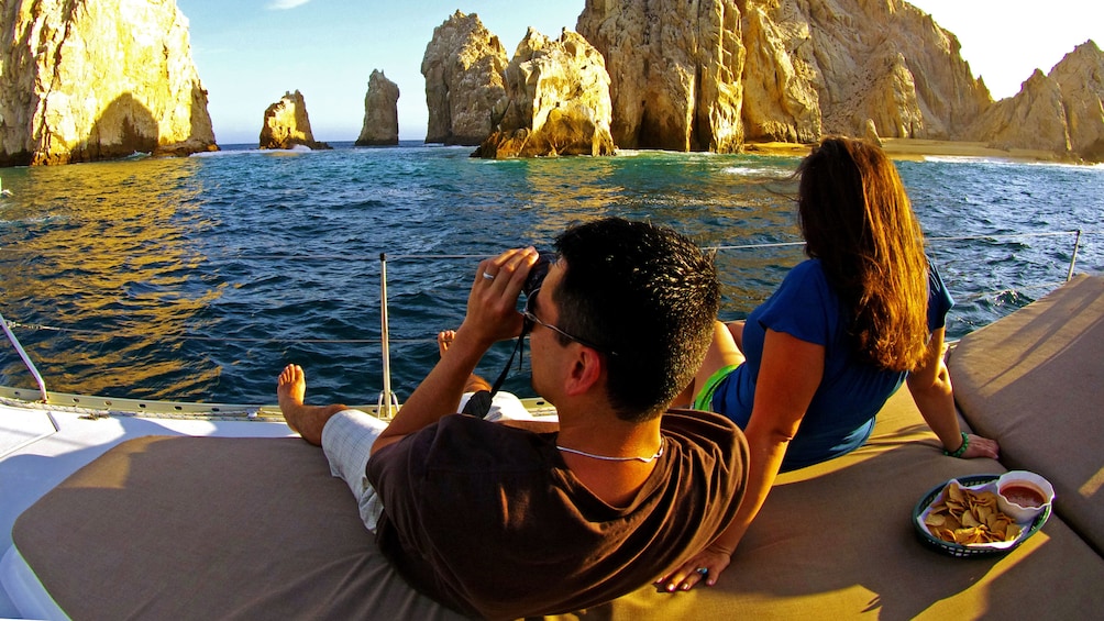 Photographing the sunset cruise in Los Cabos