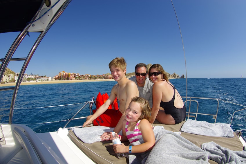 Pelican's Rock Sailing & Snorkeling Tour