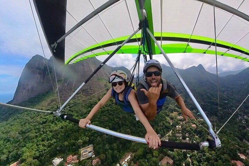 Experience Hang Gliding or Paragliding in Rio