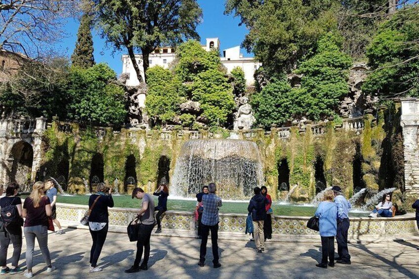 Day Trip From Rome to Tivoli Villas with Lunch