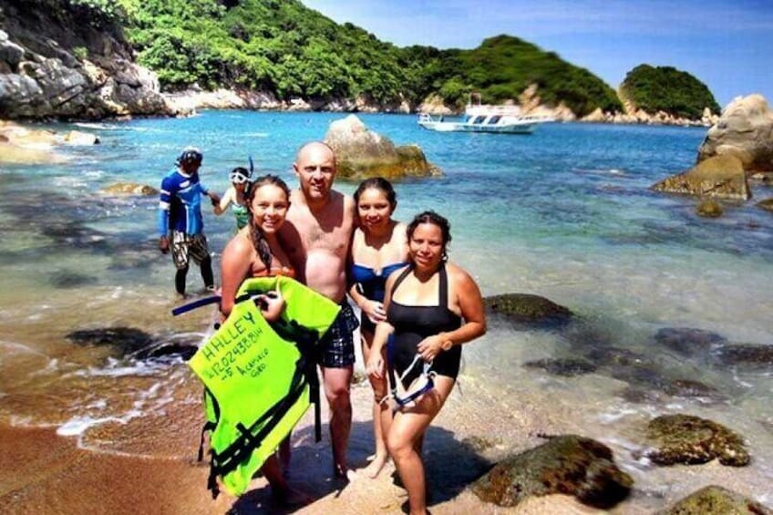 Acapulco Snorkeling Tour