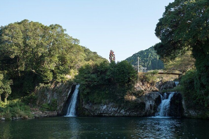 < water fall >
Todoroki
Waterfall Park,
Hei-163
Ureshinomachi
Shimojuku,
Ureshino, Saga