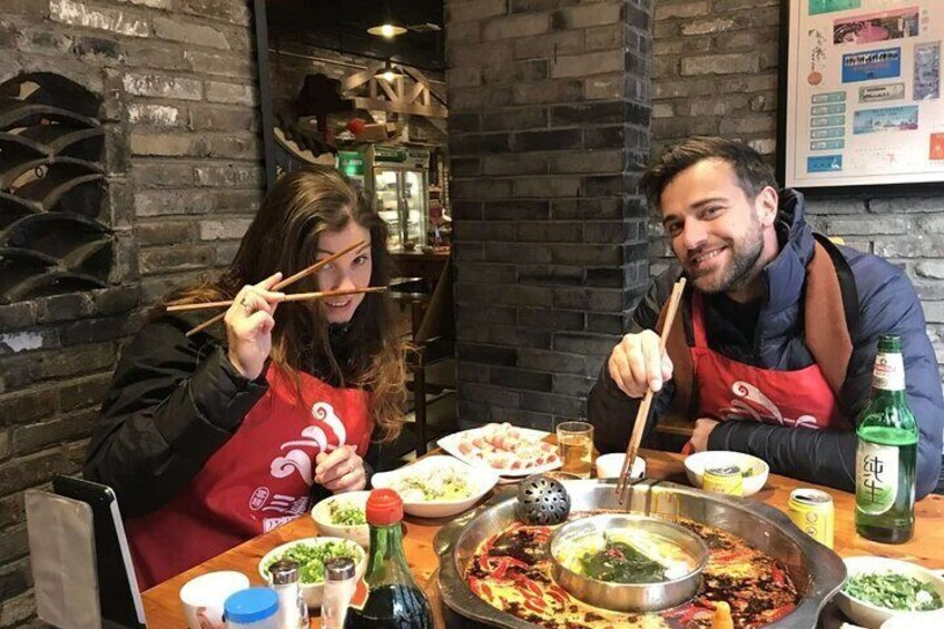 Half-Day Chengdu Back Alley Foodie Tour