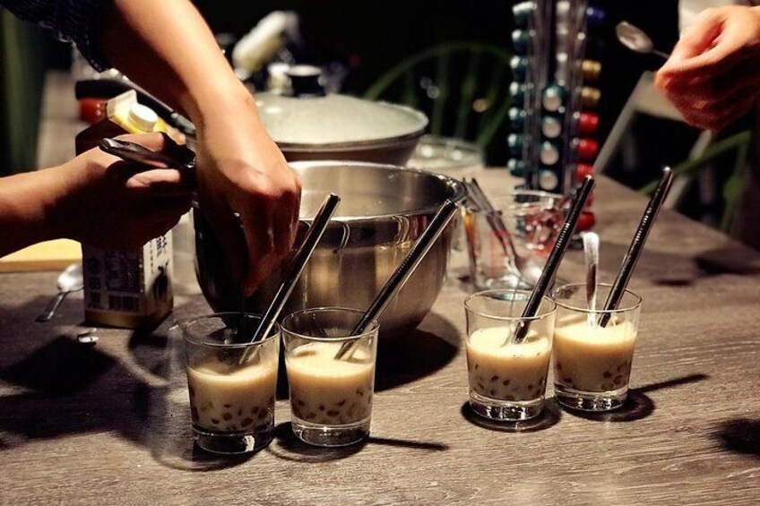 ▴ Colorful bubble milk tea