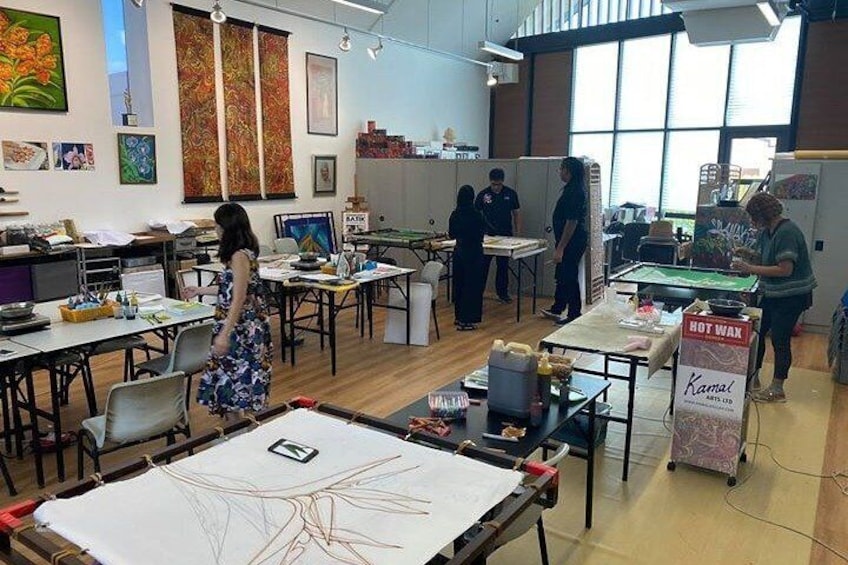 Batik painting class