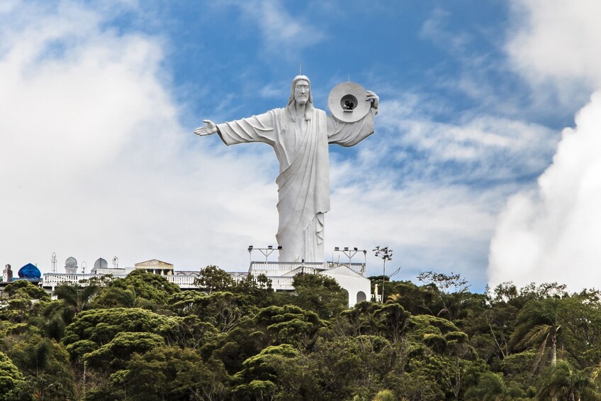 Day tour to Unipraias Park and Cable Cars