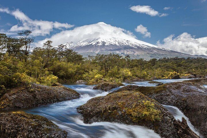 4-Day Puerto Varas & Osorno Volcano with Hotel, Tours & Transfers