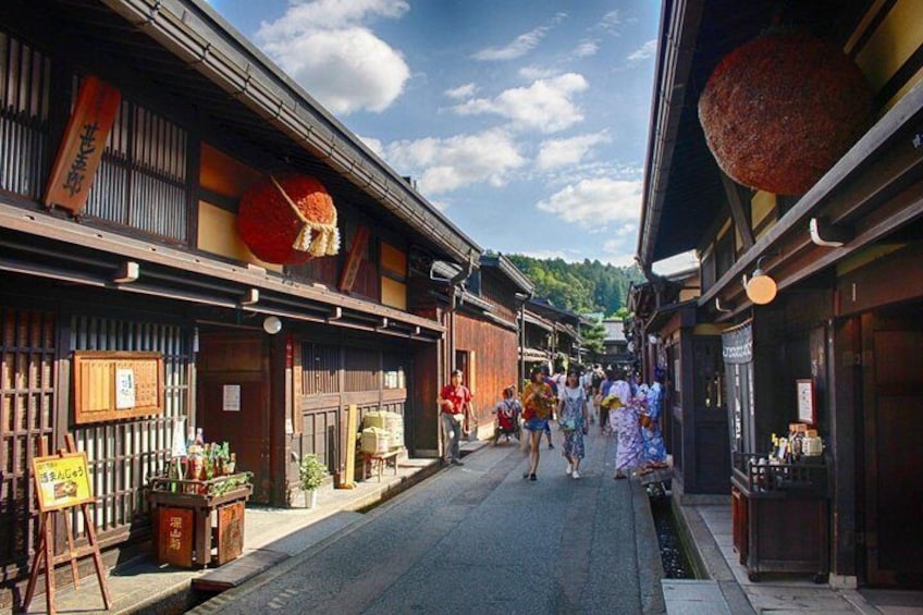 Takayama Half-Day Private Tour with Government Licensed Guide