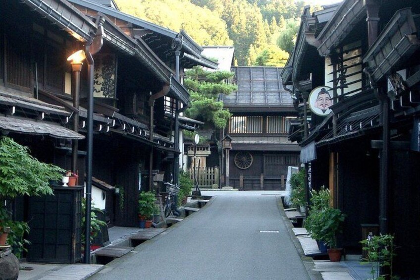 Takayama Full-Day Private Tour with Government Licensed Guide