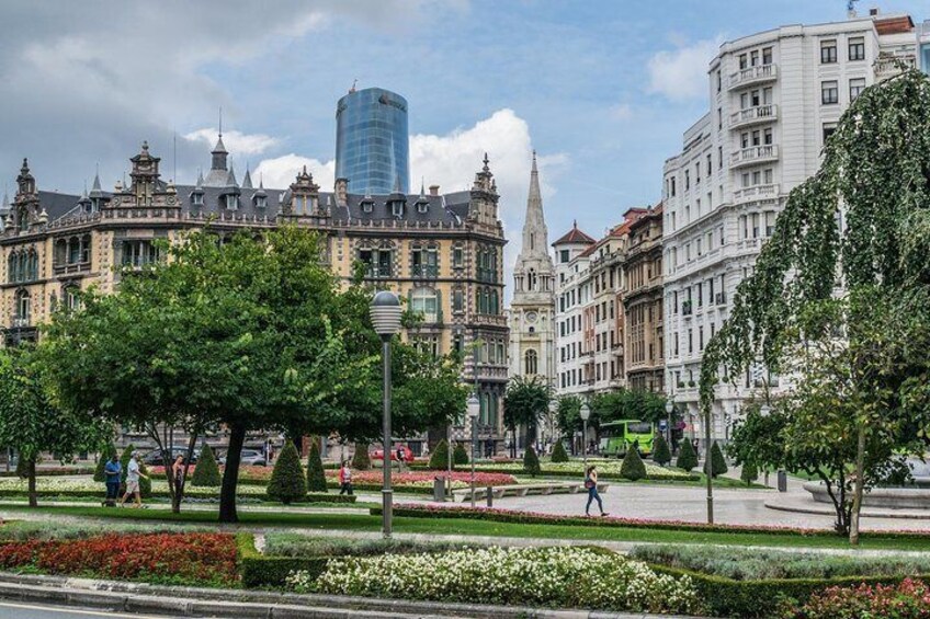 Bilbao Private Walking Tour with Professional Guide