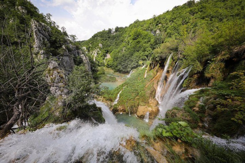 Plitvice Lakes N.P. Bus Tour from Zadar with Skip-the-Line