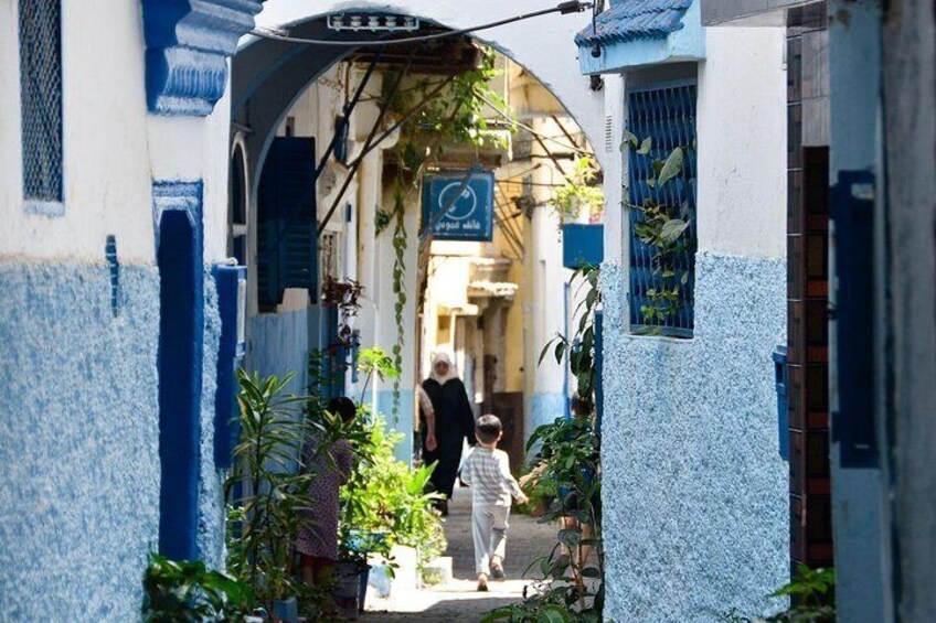 Shared Group: Full day trip to Chefchaouen and Tangier