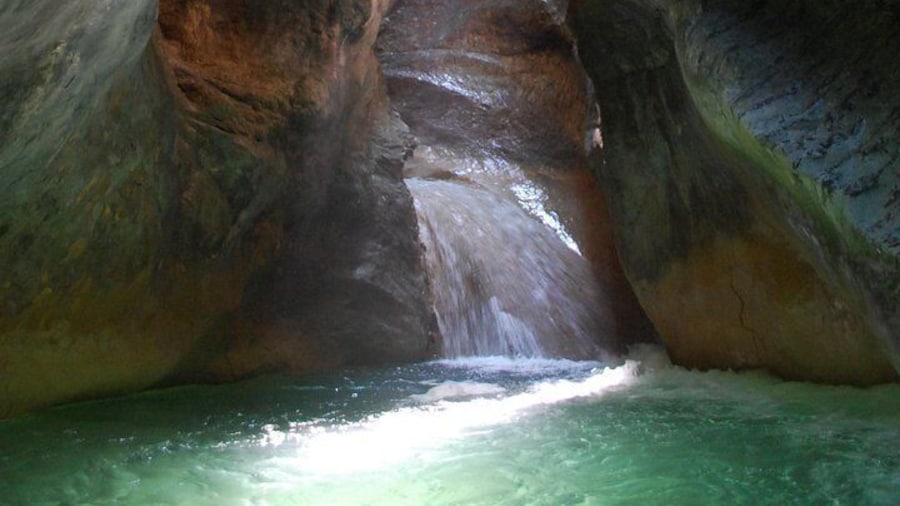 Infernet sport canyoning in Chartreuse - Grenoble