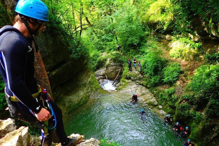 Canyoning Ecouges 50 minutes from LYON Vercors