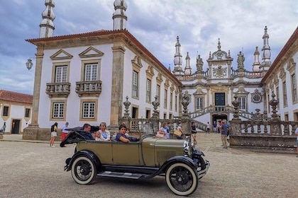 Vintage car ride in Vila Real