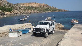 Gozo Land Rover Defender Safari