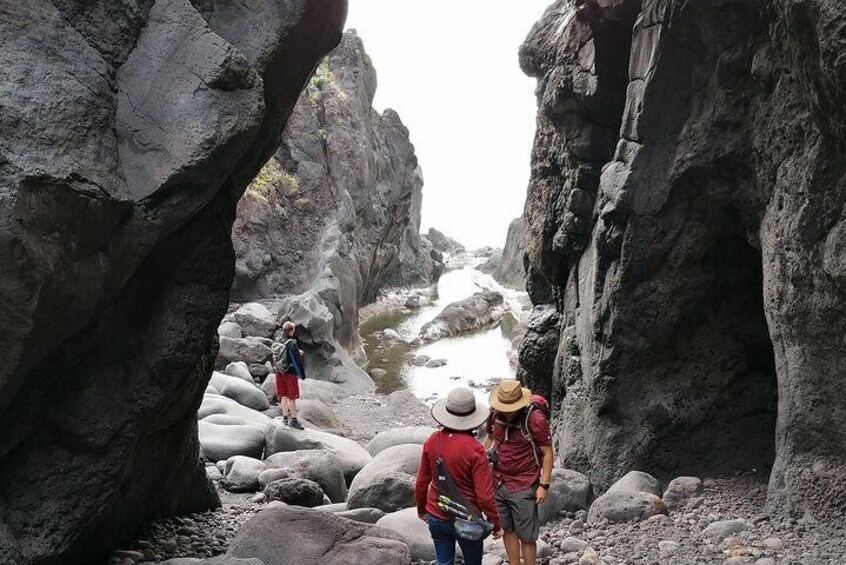 Poça do Caneiro - Fajã do Ouvidor