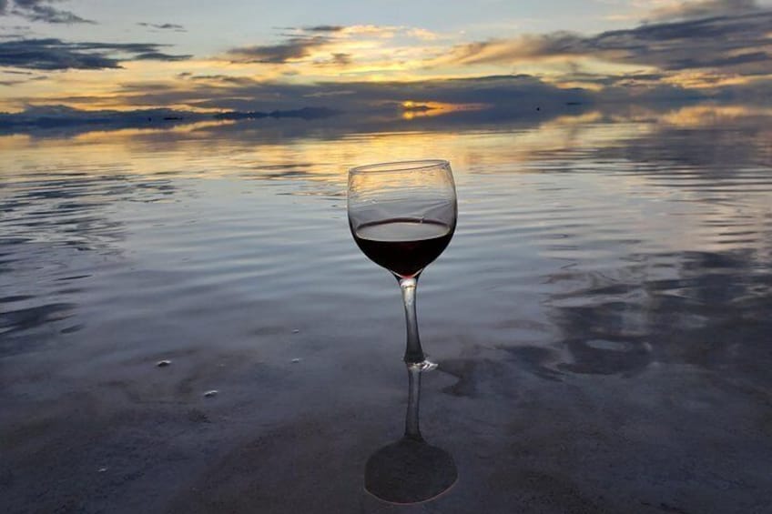He came at sunset on the Salar de Uyuni