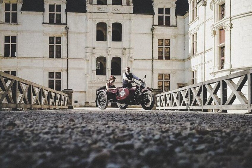 Vintage Tour On Sidecar Ural From Amboise (4h00)