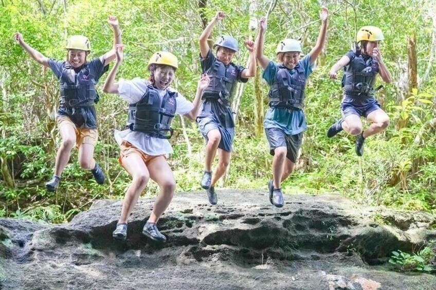 Okinawa Iriomote Splash Canyoning