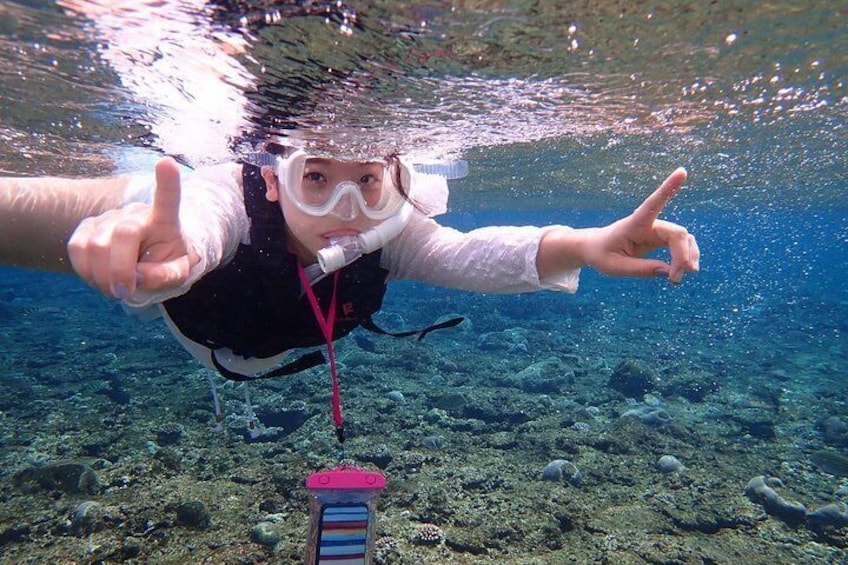 [Okinawa Ishigaki] Snorkeling tour at Ishigaki-Blue Cave