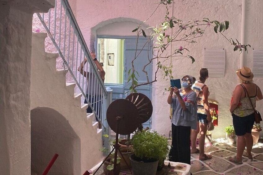 Naxos private tour around island