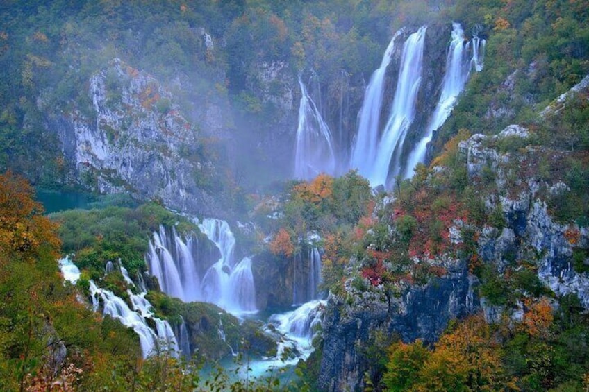 From Zagreb to Split or Trogir: Private Transfer with Plitvice Lakes