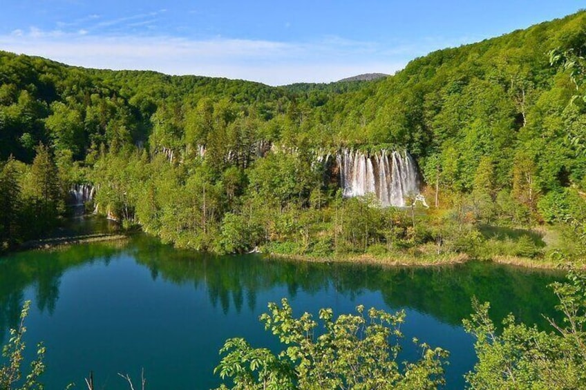 From Zagreb to Split or Trogir: Private Transfer with Plitvice Lakes