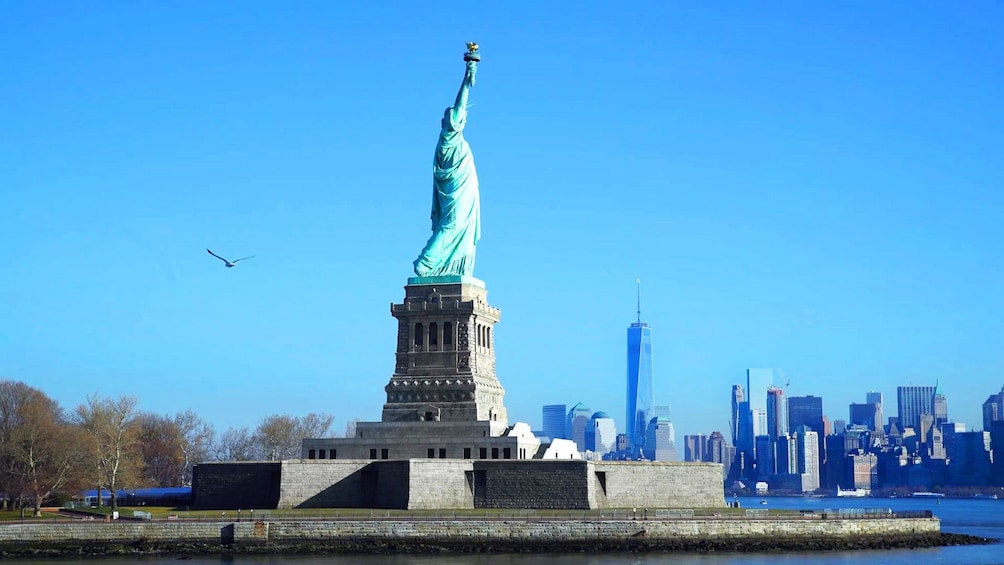 statue of liberty ellis island tour