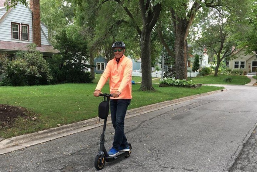 Electric Scooter Guided Glide – Green Bay